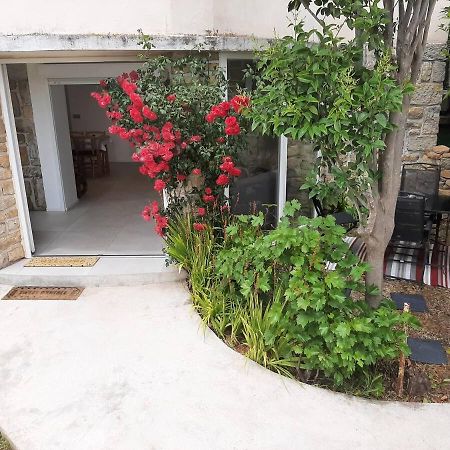 Appartement Climatise Au Calme En Provence Pierrefeu-du-Var Exteriör bild