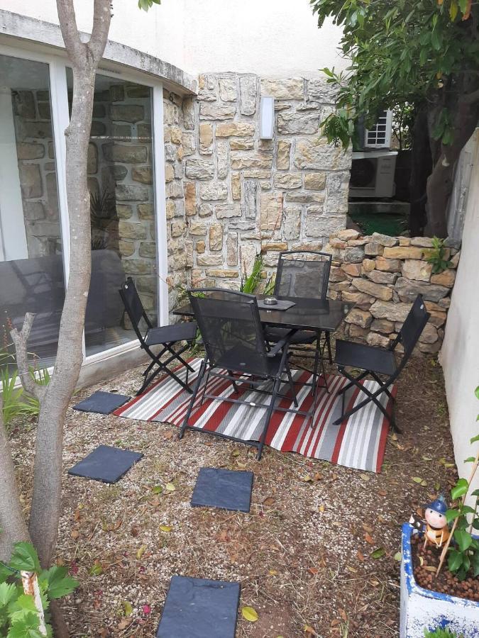 Appartement Climatise Au Calme En Provence Pierrefeu-du-Var Exteriör bild